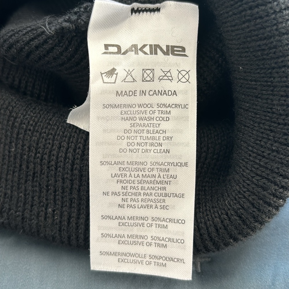 Dakine | Jaden Black Merino Wool Beanie - Picture 2 of 2